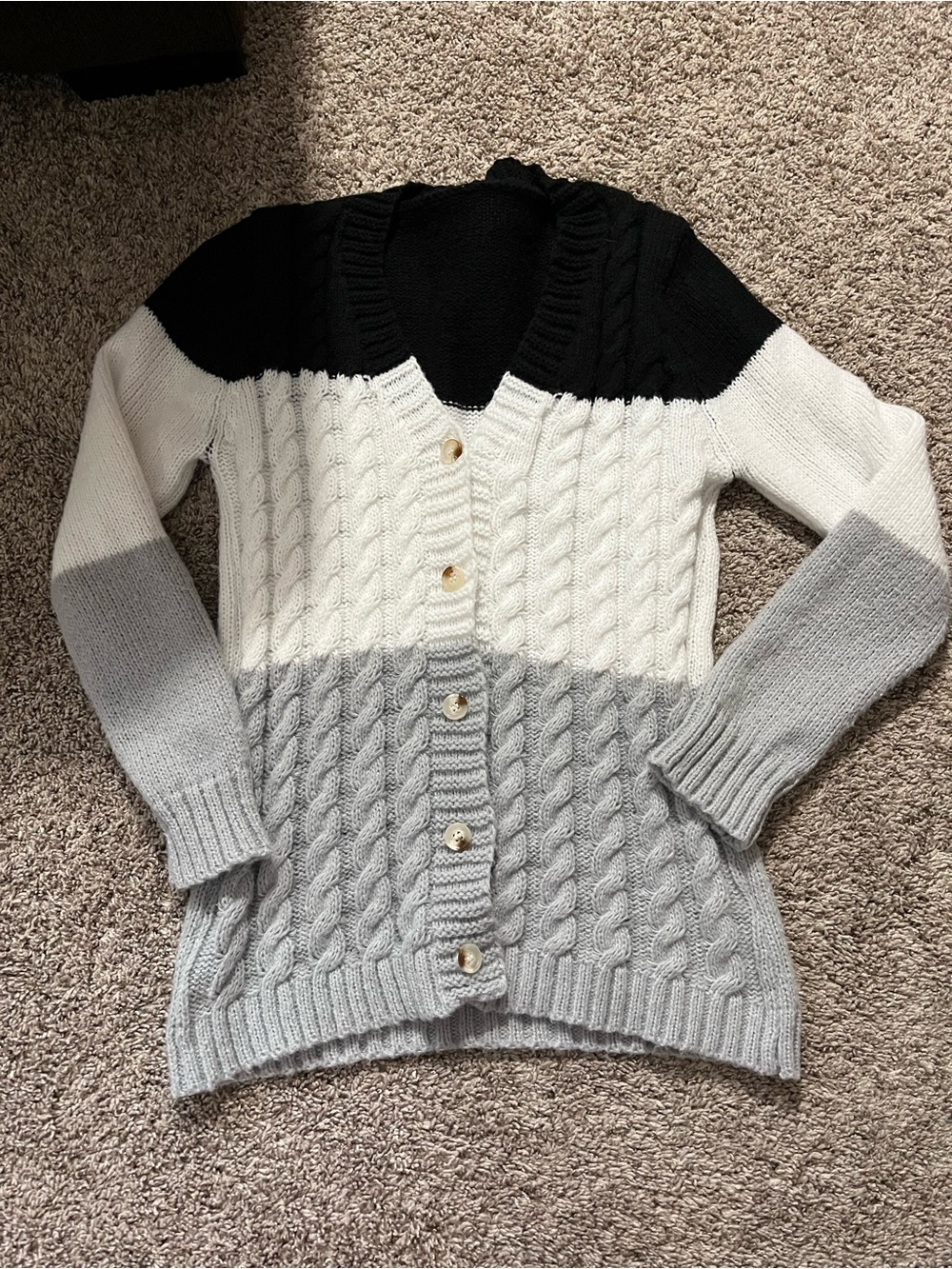 Shein Women’s Colorblock Cable Knit Cardigan Sweater Black, White & Light Gray M